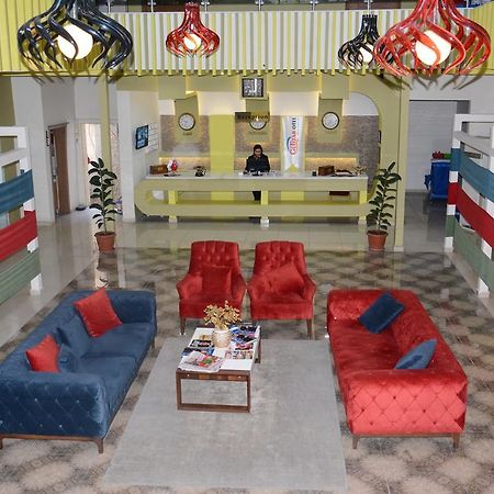Gulizar Hotel 桑尼乌法 外观 照片
