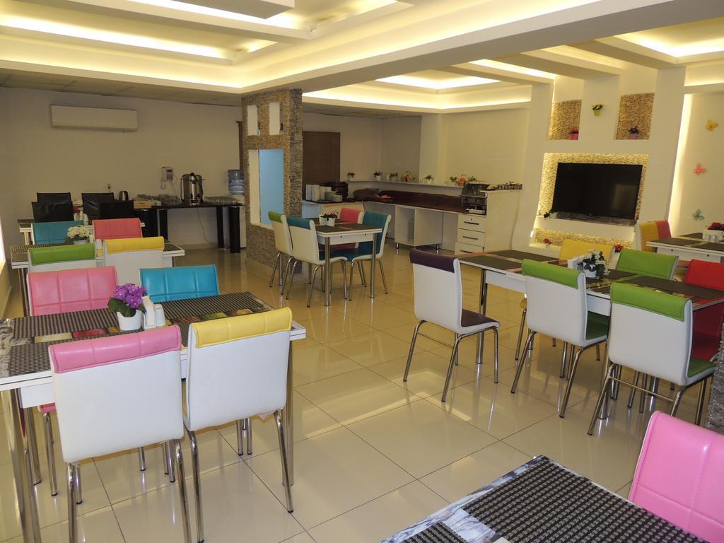 Gulizar Hotel 桑尼乌法 外观 照片